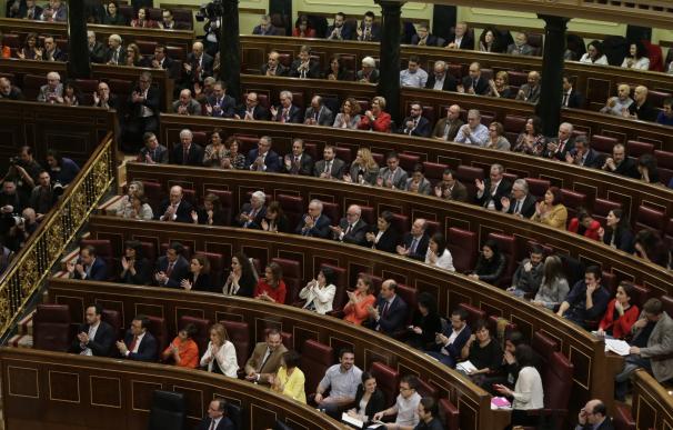 Quince diputados del Grupo Socialista rompen la disciplina de voto y mantienen el 'no' a Rajoy