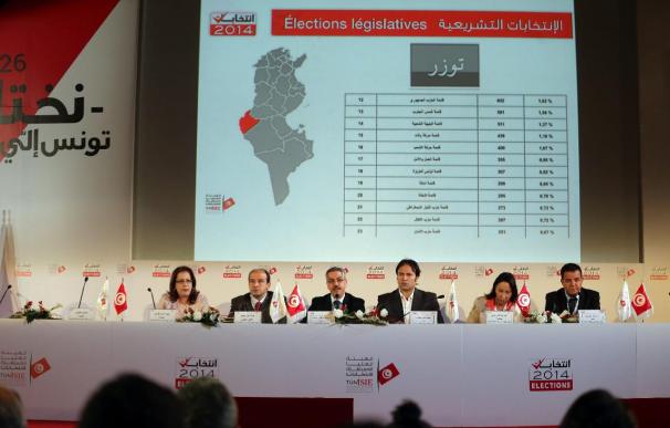 Los laicos se imponen a los islamistas de Al Nahda en las elecciones de Túnez