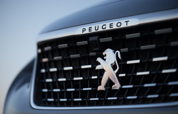 Peugeot espera repetir cuota de un 8,3% en España en 2016 y ampliar su presencia en el canal de empresas