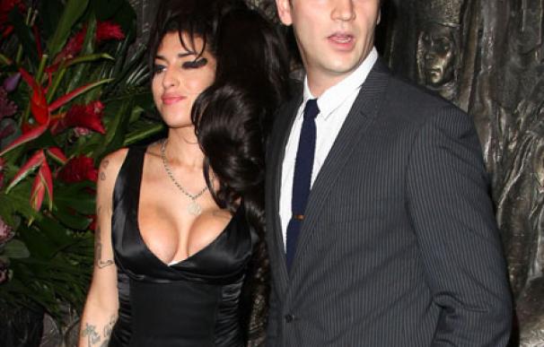 El novio de Amy Winehouse, destrozado por su muerte