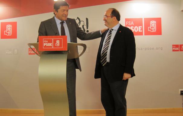 Iceta se reúne en Ferraz con Javier Fernández para hablar del voto en la investidura de Rajoy