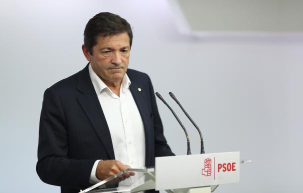 Javier Fernández avisa al PP de que el PSOE "en ningún caso le va a dar estabilidad"