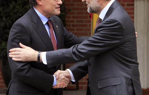 Mas ofrece a Rajoy apoyo en las reformas y pide facilitar el crédito a las Comunidades Autónomas