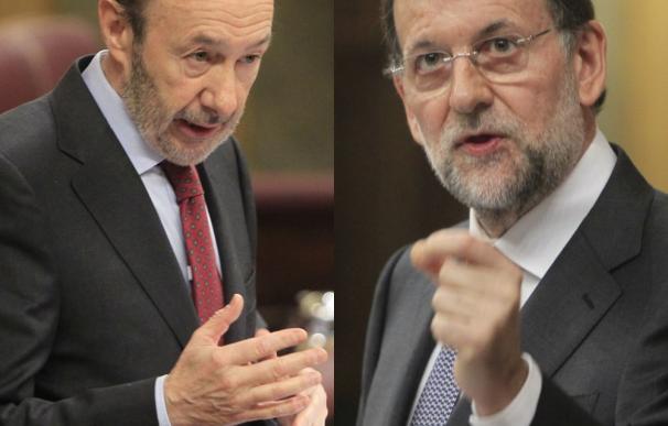 Rubalcaba pide a Rajoy que dimita y el presidente le exige que enseñe sus cuentas para tener "autoridad moral"
