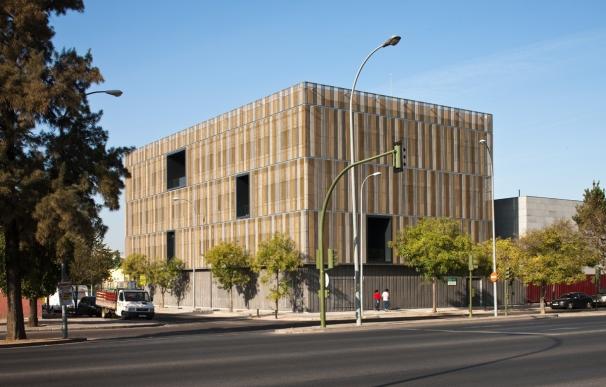 El Colegio de Arquitectos premia el diseño del Centro Social de Polígono Sur construido por la Junta