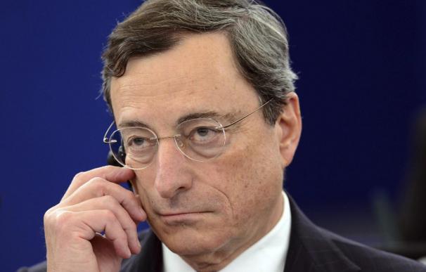 Draghi deja inalterados los tipos de interés en el 0,5 por ciento