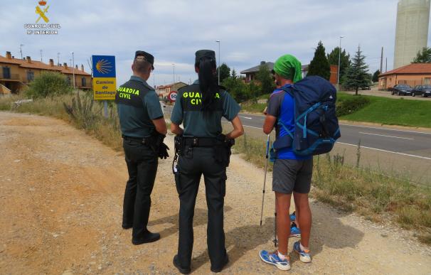 La Guardia Civil rescata a un peregrino extraviado en Cistierna mientras realizaba el Camino de Santiago