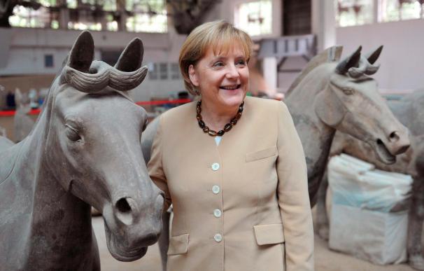 Merkel hablará de inversiones y derechos humanos en su quinta visita a China
