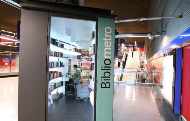 El Ayuntamiento mantiene sus seis Bibliometros en el suburbano y los dos Bibliored en centros culturales
