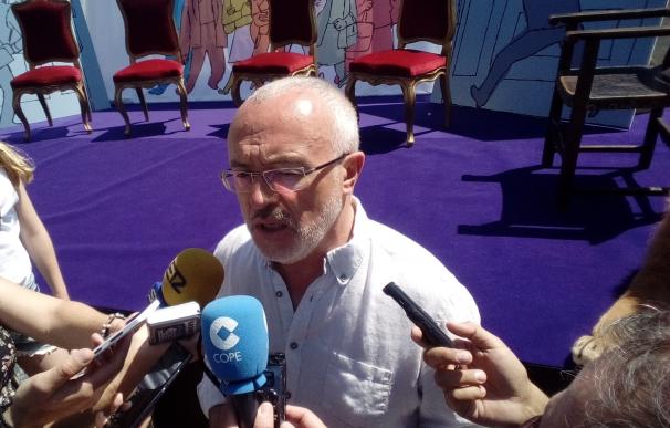 Montiel dice que se mantendrá el pacto de gobierno valenciano mientras se amplíe aunque no da "ningún cheque en blanco"