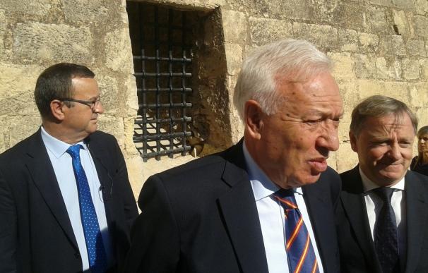 Margallo dice que "sin nadie en el timón, un barco no avanza" y aboga por "concesiones recíprocas" para formar Gobierno