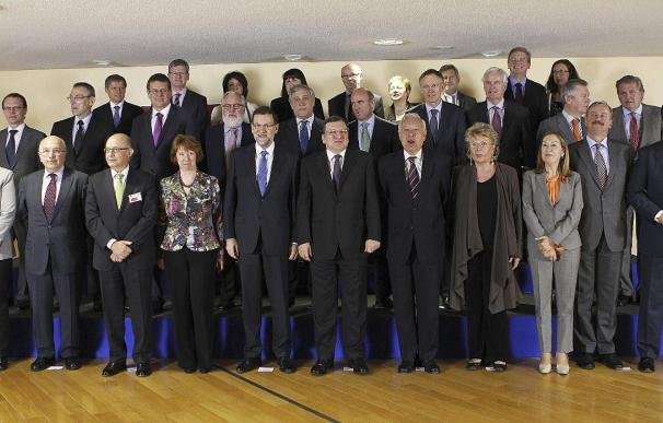 Rajoy obtiene el aval de la Comisión, que cree superado el "drama" de España