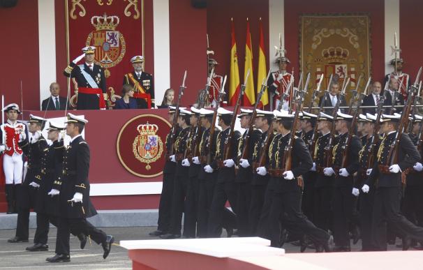 Los Reyes presiden el miércoles el primer desfile del 12 de octubre con Gobierno en funciones y sin jefe de la oposición
