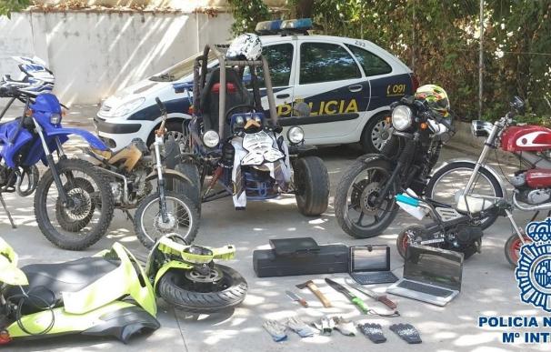 La Policía Nacional detiene a cinco jóvenes y esclarece 17 robos en Málaga