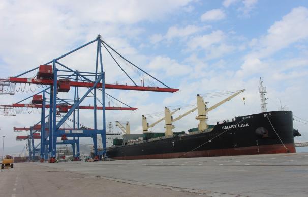 El puerto de Málaga incrementa sus tráficos en un 42% entre enero y septiembre