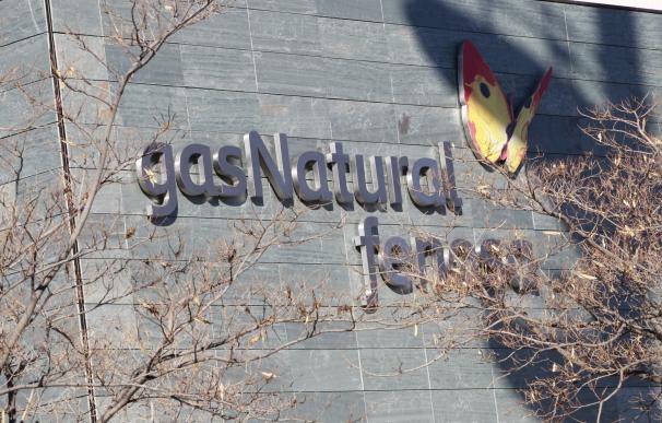 (Ampliación) Repsol y La Caixa negocian la venta de un 20% de Gas Natural Fenosa a GIP