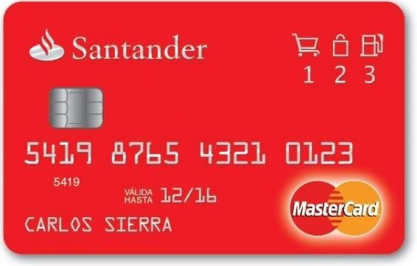 Banco Santander lanza una tarjeta de crédito que devuelve dinero en compras habituales