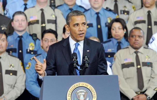 Obama pide apoyo ciudadano a su plan sobre armas y más presión al Congreso