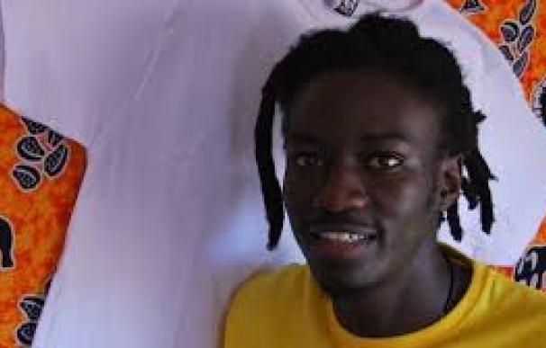 El senegalés Mamadou Dia ha publicado su historia en el libro "3052. Persiguiendo un sueño”