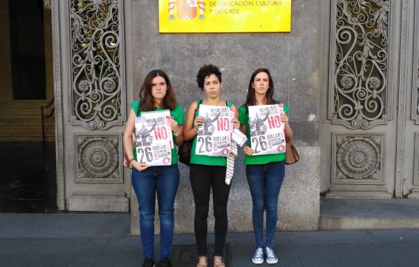 El Sindicato de Estudiantes niega el saludo a Méndez de Vigo y se levanta de la reunión para el pacto educativo
