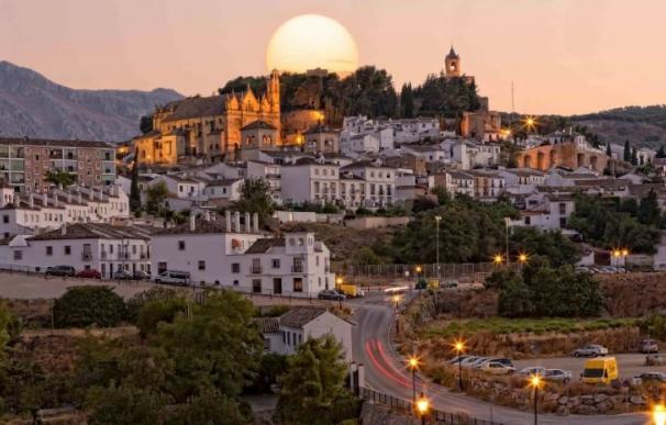 Los turistas más satisfechos gastarán más en su viaje, según un estudio de la Universidad de Jaén