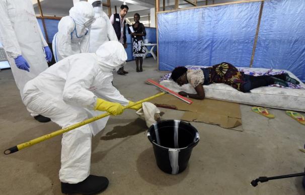 Ya son más de 7.000 los afectados por ébola en África Occidental.
