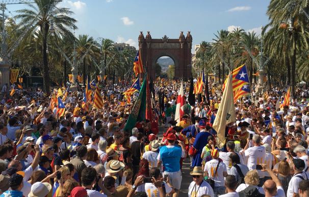 Arrancan las manifestaciones independentistas en cinco localidades de Cataluña