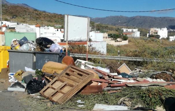 Unidos por Gran Canaria denuncia la acumulación de basura en una zona de Telde (Gran Canaria)