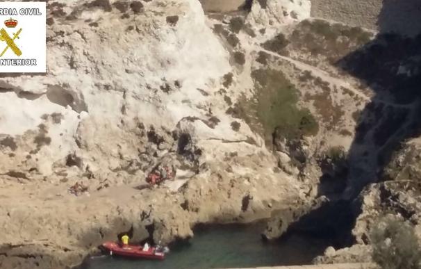Rescatada en Melilla al caer de un acantilado y hacerse una herida de 50 centímetros