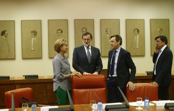 Rajoy obvia la Diada y el 'caso Soria' en la reunión del Grupo Popular, donde ningún diputado tomó la palabra