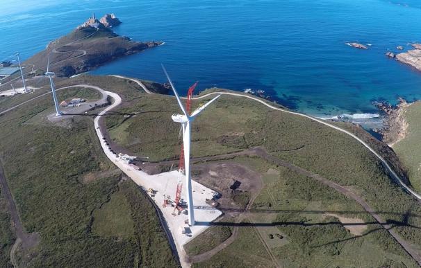 Gas Natural Fenosa invierte 7,6 millones en modernizar y aumentar la potencia del parque eólico de Cabo Vilán
