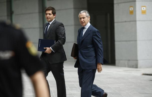 El juicio por las tarjetas 'black' arranca hoy contra 65 exdirectivos de Caja Madrid y Bankia