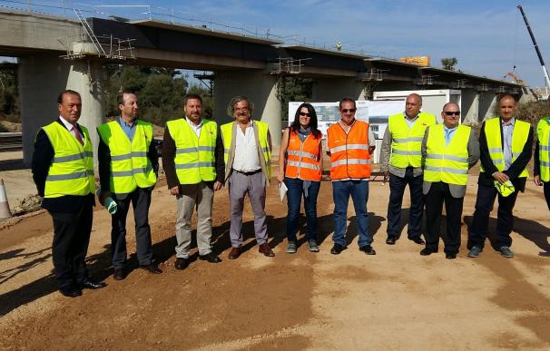 La ampliación del puente de la A-126, en Torres de Berrellén, mejorará la seguridad vial
