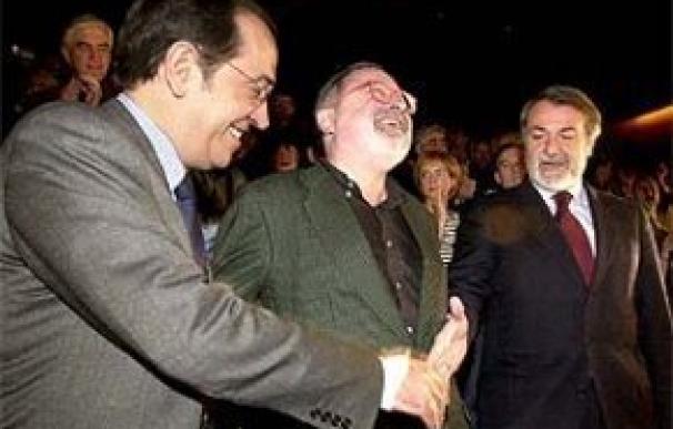 Redondo Terreros, Savater y Mayor Oreja en 2001.
