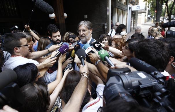 Pérez Tapias cuestiona el calendario de Sánchez y propone preguntar antes a los militantes sobre Rajoy o alternativa