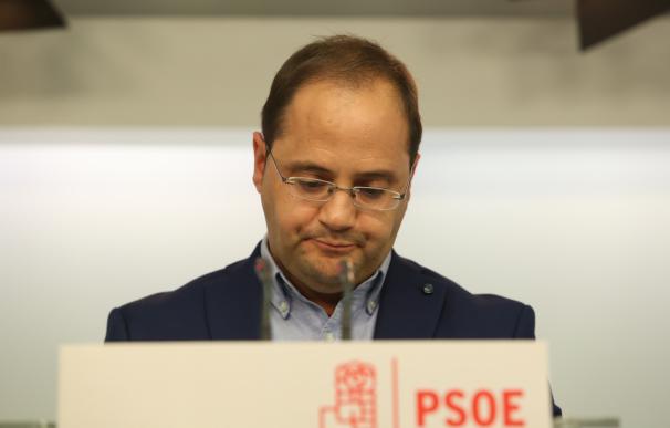 Ferraz admite que son unos resultados "negativos" tras una campaña en "condiciones muy difíciles" para el PSOE