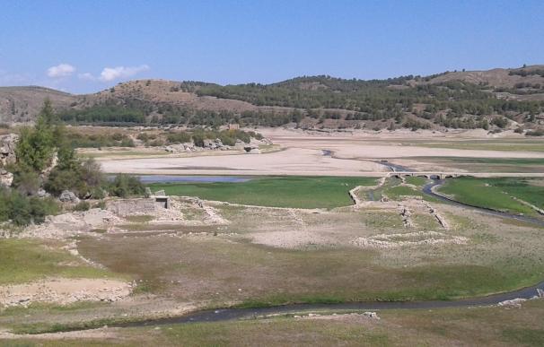 La reserva de agua embalsada en la Cuenca del Ebro, al 49,4%