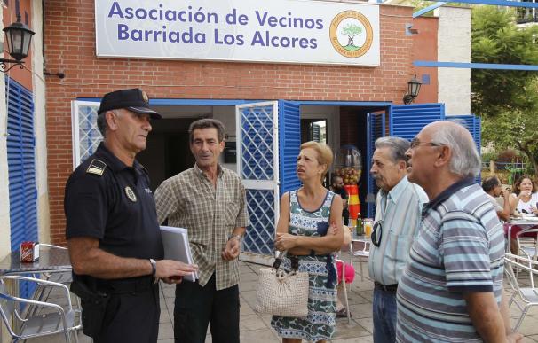 Ronda de reuniones del nuevo jefe de Policía Local de Mairena del Aljarafe con las asociaciones vecinales
