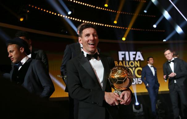 France Fotball se harta y desaparece el FIFA Balón de Oro