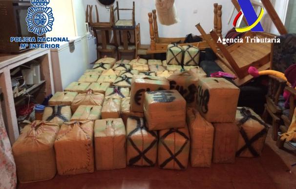 Intervenidas tres toneladas de hachís en una operación contra el narcotráfico desarrollada en La Línea
