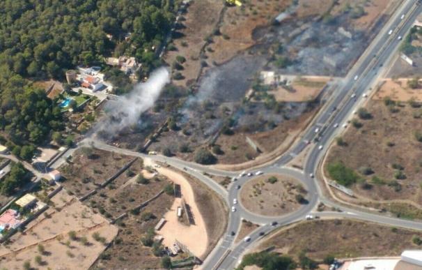 El incendio agrícola en Ibiza, extinguido tras quemar 2,15 hectáreas