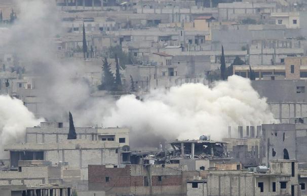 Kobani vuelve a ser escenario de noche de combates entre yihadistas y kurdos