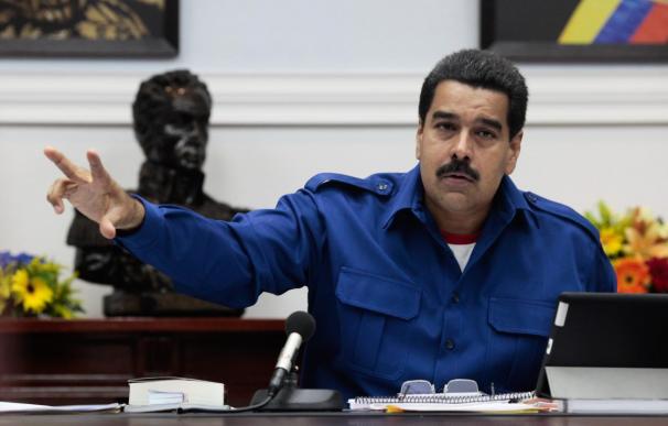 Maduro anuncia la creación de un "estado mayor cívico militar fronterizo"