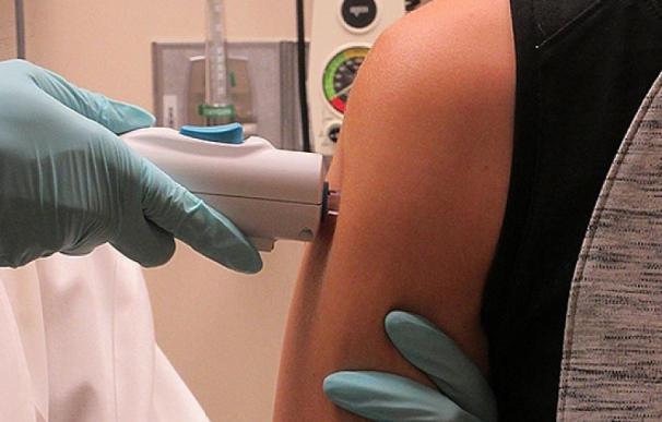 Sanidad protocoliza la administración de vacunas a pacientes con enfermedad inflamatoria intestinal