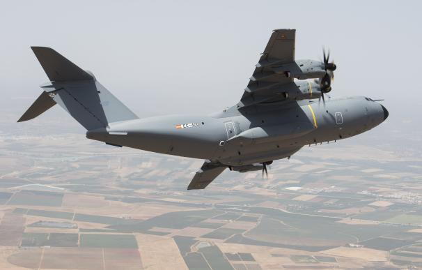 El avión A400M para el Ejército del Aire realiza su primer vuelo y será entregado en unas semanas