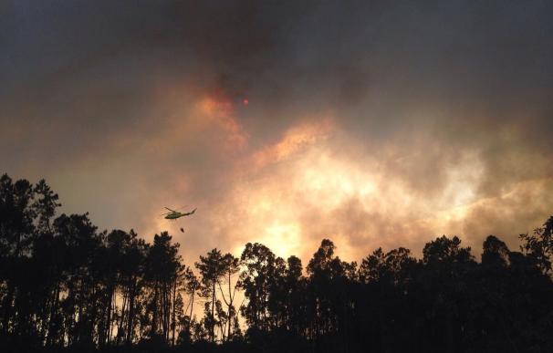 Controlado el incendio de Muíños (Ourense) que afectó al parque natural del Xurés
