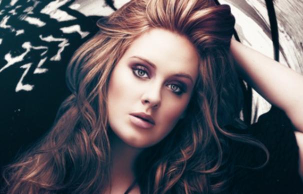 Adele interpreta el tema principal de 'Skyfall'