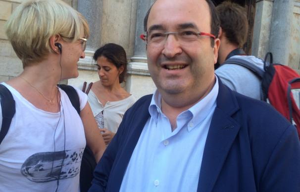 Iceta (PSC) transmite a Puigdemont que no le apoyará en su cuestión de confianza