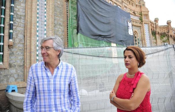 La restauración del relieve de los amantes, en el paseo del Óvalo de Teruel, concluirá a finales de septiembre