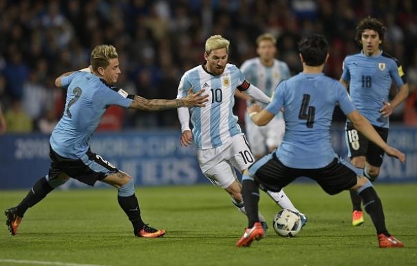 Argentina ganó a Uruguay con un tanto de Leo Messi